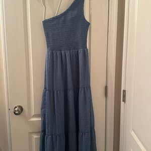 Floor length Amazon maxi dress